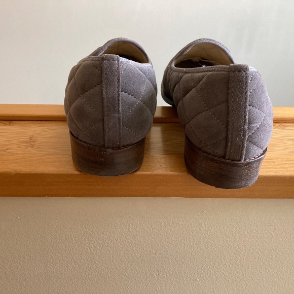 Ara  KATRICE  QUILTED GRAY SUEDE LOAFER  SIZE 8  WITH ORIGINAL BOX  PRE OWNED - Picture 4 of 5